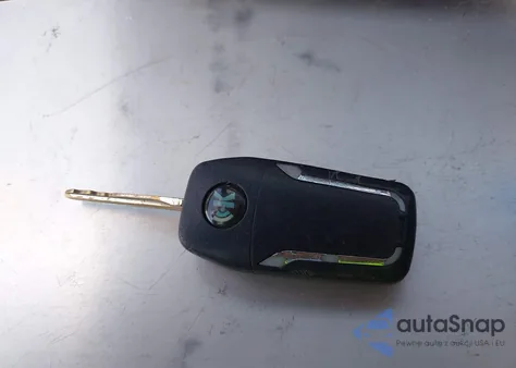 2011 Ford Mustang V6 Premium из США, поврежденный, VIN 1ZVBP8AM6B5130419